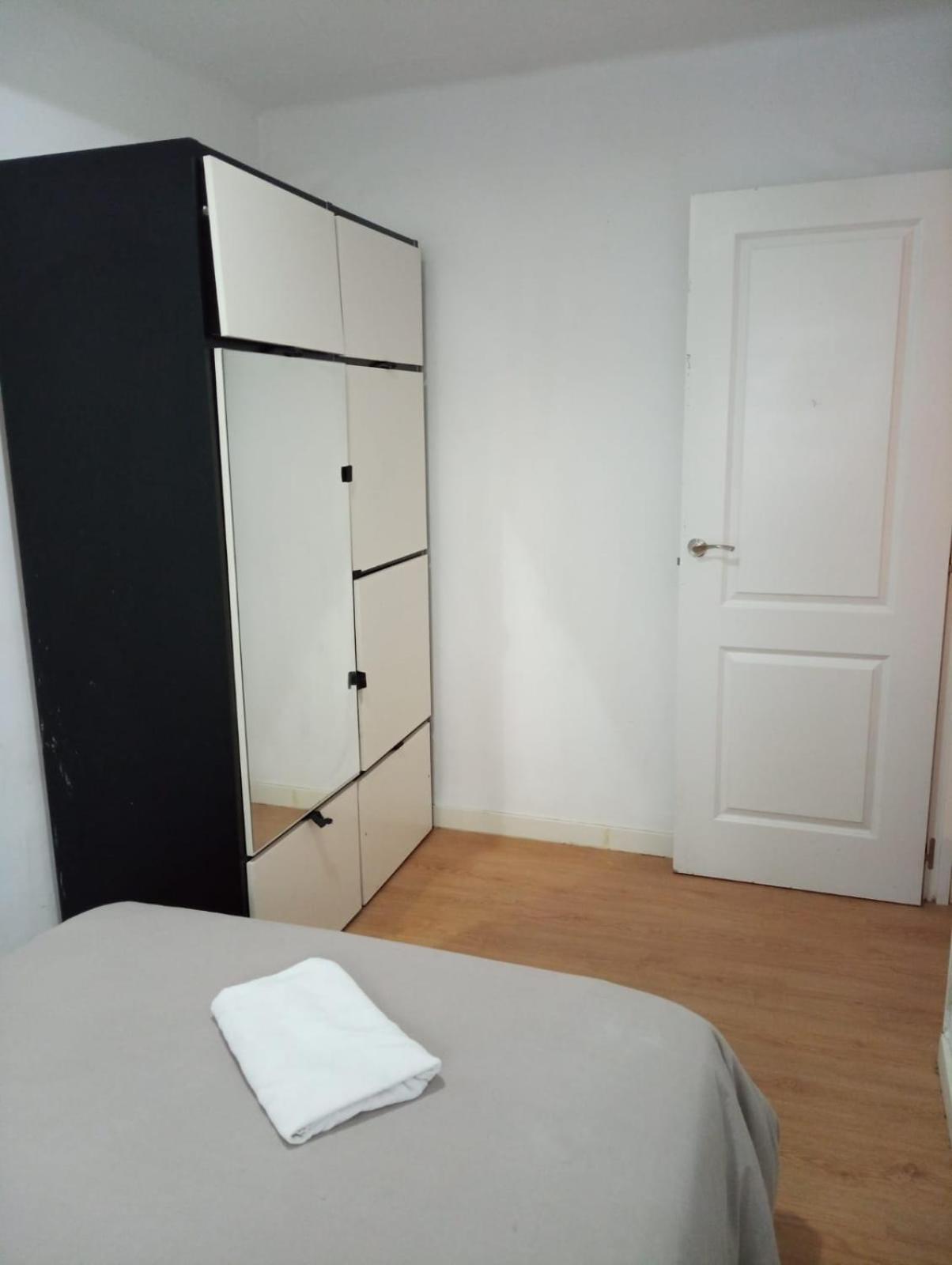 Apartamento 3 Dormitorios En Sanchez Preciados Madrid Dış mekan fotoğraf